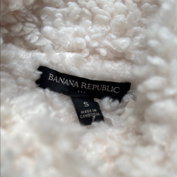 Cozy Cream Jacket - Picture 2 of 4